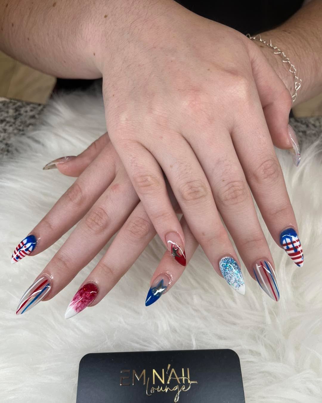 EM Nail Lounge nail work in Charleston, South Carolina
