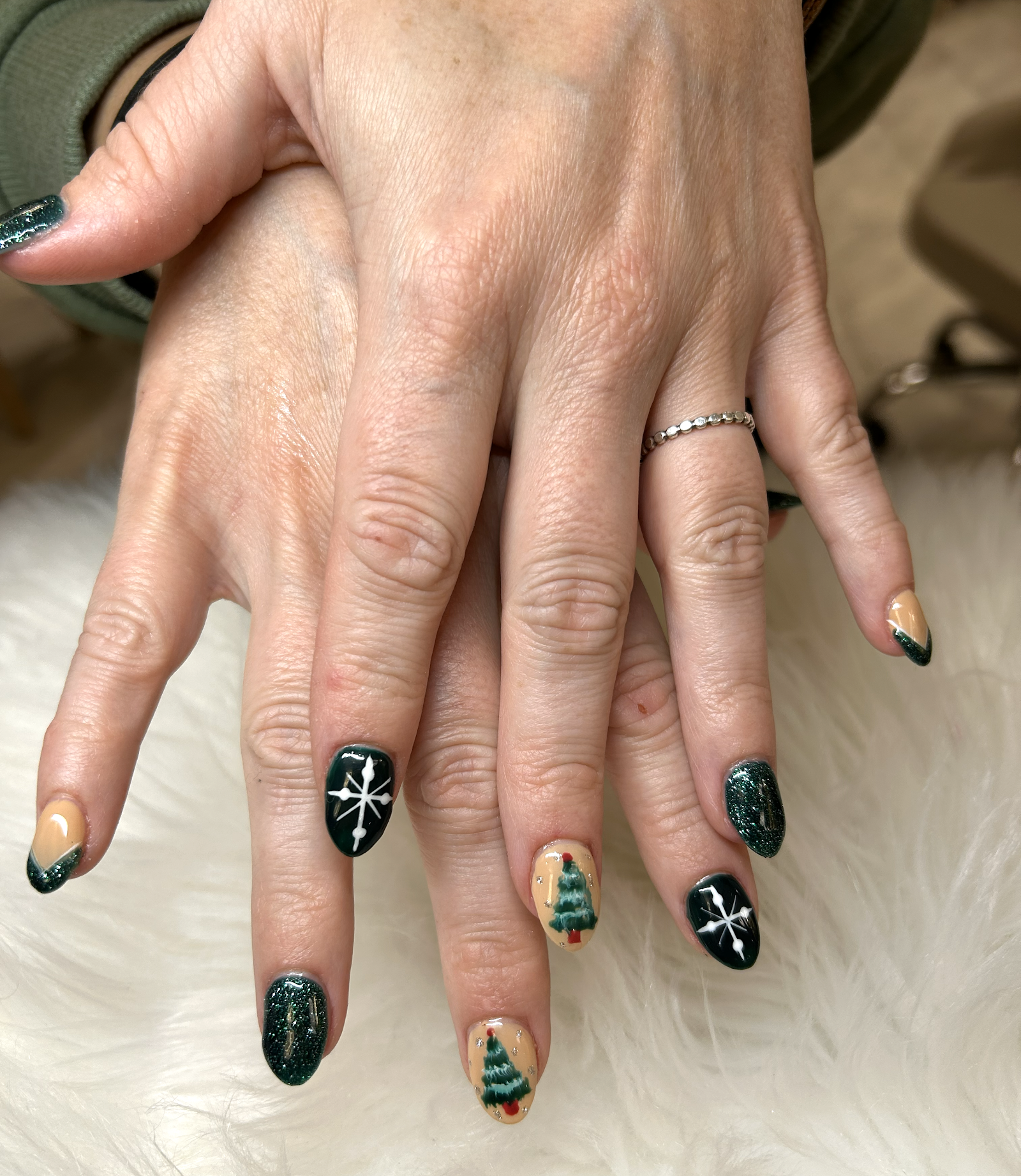 EM Nail Lounge nail photo 6